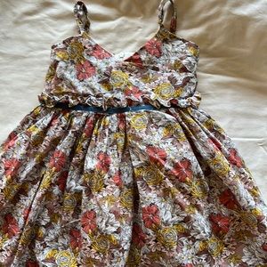 Pretty party dress for summer. Lined.